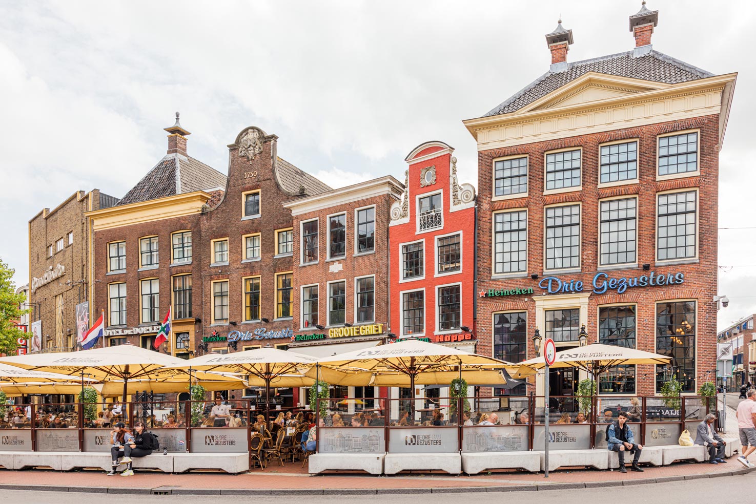 Drie Gezusters, Groningen